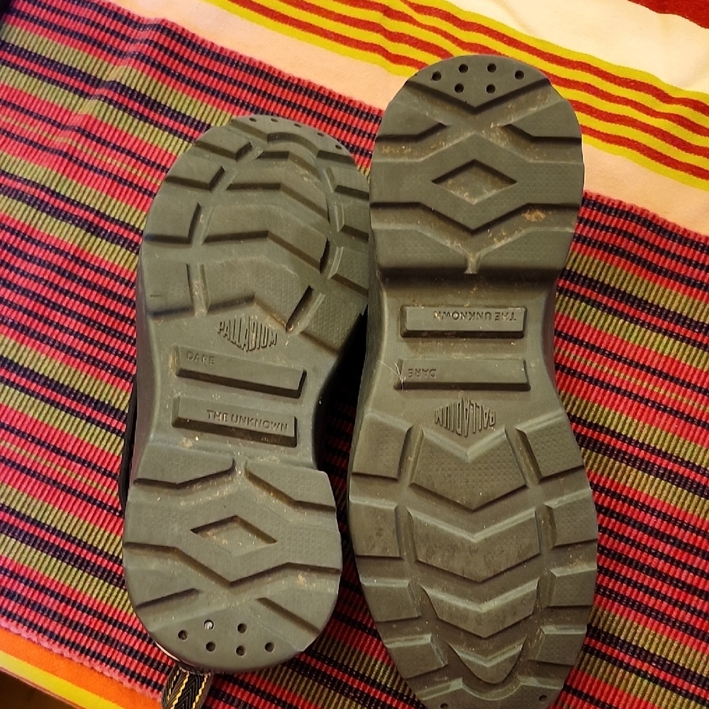 Palladium Black and Gray Sneakers - Picture 4 of 5